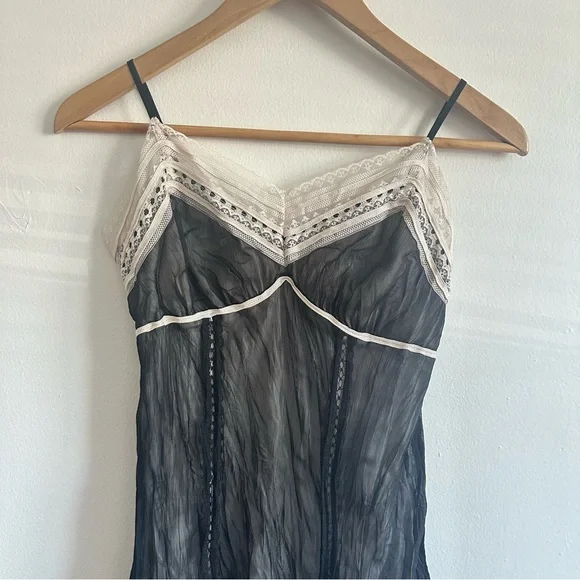 Heart Soul Sheer Black and Cream Lace Chemise - Picture 2 of 10